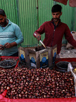 Daily Life In Kashmir 