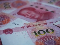 Banks Cut Interest Rates on Renminbi Deposits