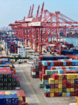 Container Terminal in Lianyungang Port.