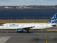 JetBlue Airbus A320 In LaGuardia Airport