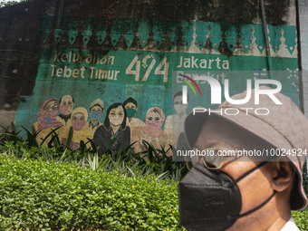 A mural promoting awareness of the coronavirus disease (Covid-19) are seen in Jakarta, Indonesia, on May 09, 2023. The World Health Organiza...