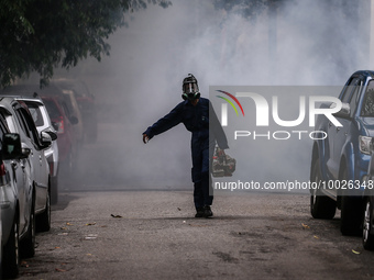 A health worker uses an anti-mosquito fumigation machine to control mosquitoes in Colombo, Sri Lanka. May 10, 2023. The dangerous dengue vir...