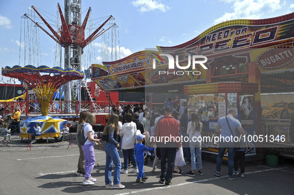 VINNYTSIA, UKRAINE - MAY 14, 2023 - The Wheel of Support, a festival of amusement rides, takes place in Vinnytsia, west-central Ukraine.NO U...