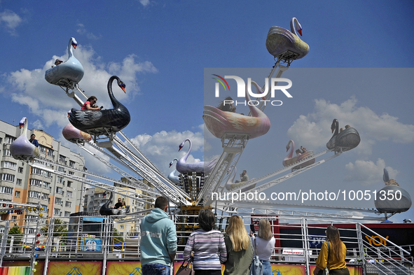 VINNYTSIA, UKRAINE - MAY 14, 2023 - The Wheel of Support, a festival of amusement rides, takes place in Vinnytsia, west-central Ukraine.NO U...