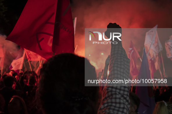 Supporters of the main opposition party of SYRIZA gather in Syntagma Square of Athens for the pre-election speech of Alexis Tsipras, on May...