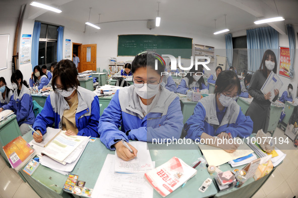  Students who are about to take the National College entrance examination (Gaokao) study in a classroom at Lianyungang Senior High School in...