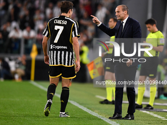 Massimiliano Allegri (Juventus) talks whit Federico Chiesa (Juventus) during the Serie A Football match between Juventus FC and AC Milan at...