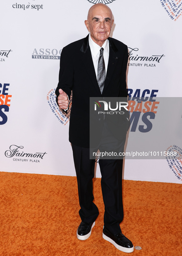 American attorney and entrepreneur Robert Shapiro arrives at the 30th Annual Race To Erase MS Gala held at the Fairmont Century Plaza on Jun...