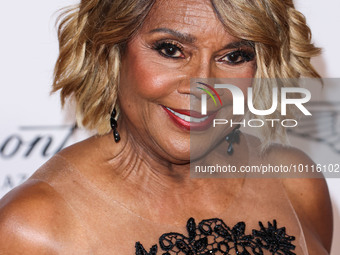 American singer Thelma Houston arrives at the 30th Annual Race To Erase MS Gala held at the Fairmont Century Plaza on June 2, 2023 in Centur...