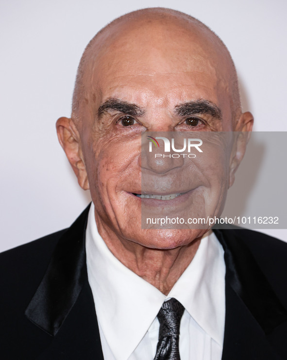 American attorney and entrepreneur Robert Shapiro arrives at the 30th Annual Race To Erase MS Gala held at the Fairmont Century Plaza on Jun...