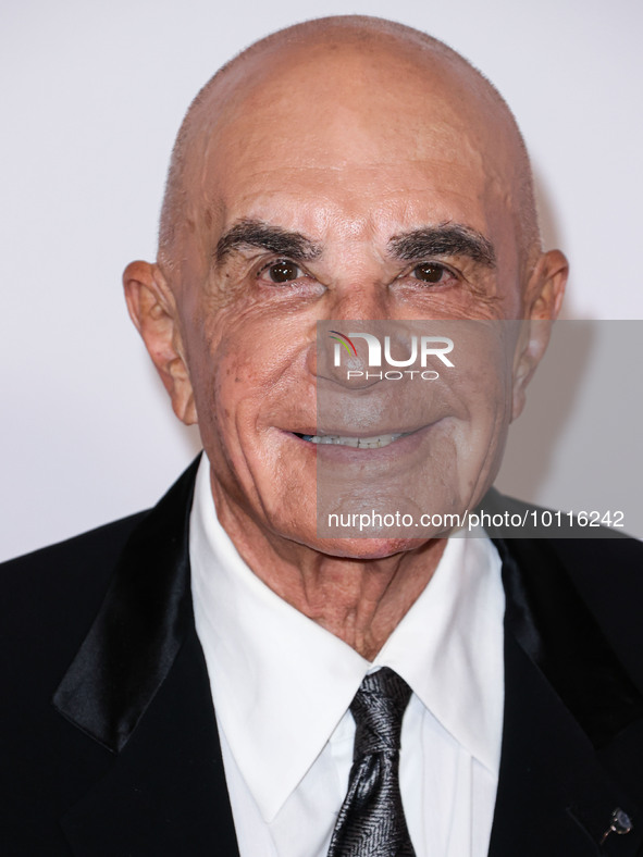 American attorney and entrepreneur Robert Shapiro arrives at the 30th Annual Race To Erase MS Gala held at the Fairmont Century Plaza on Jun...