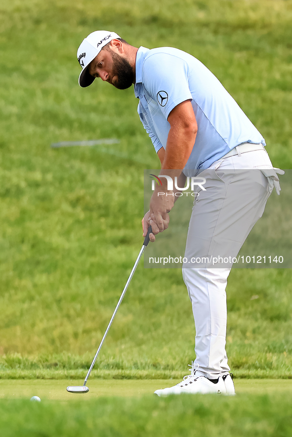 Jon Rahm of Barrika, Spain putts on the 18th green during The Memorial Tournament presented by Workday at Muirfield Village Golf Club in Dub...