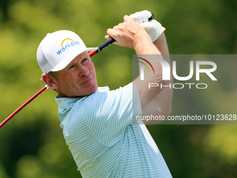 Brandt Snedeker of Franklin, Tennessee hits from the 18th tee during The Memorial Tournament presented by Workday at Muirfield Village Golf...