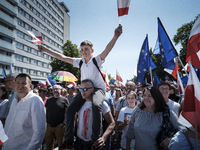 Pro-democratic march in Warsaw gathered up to 500k participants (according to organisers), led by Donald Tusk, former Prime Minister of Pola...