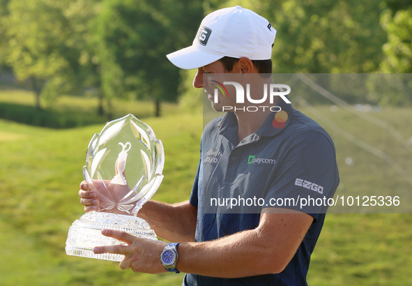 Viktor Hovland of Oslo, Norway holds the winner’s trophy after winning his first tournament in the United States in a playoff against Denny...