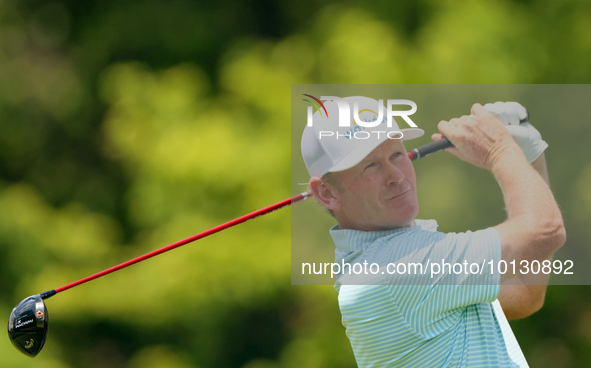 Brandt Snedeker of Franklin, Tennessee hits from the 18th tee during The Memorial Tournament presented by Workday at Muirfield Village Golf...