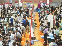  Students and their parents learn about enrollment information at the Zhejiang 2023 College Enrollment Public Consultation in Hangzhou, East...