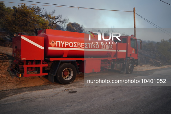 A fire truck during the wildfire in Mountain Parnitha. 22/8/23 