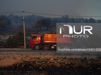 A fire truck during the wildfire in Mountain Parnitha. 22/8/23 (