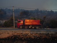 A fire truck during the wildfire in Mountain Parnitha. 22/8/23 (