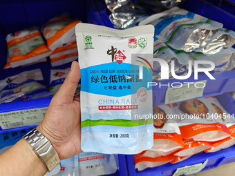 SHANGHAI, CHINA - AUGUST 24, 2023 - Customers shop for salt at a supermarket in Shanghai, China, Aug. 24, 2023. Affected by Japan's nuclear...