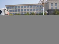 DEZHOU, CHINA - SEPTEMBER 7, 2023 - Students of Dezhou University in Shandong province carry their luggage and prepare to go to the grassroo...