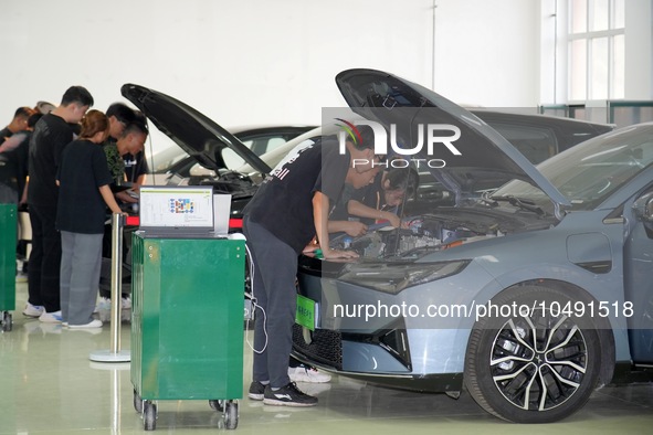 YANTAI, CHINA - SEPTEMBER 8, 2023 - Students conduct a training on vehicle maintenance at Yantai Vocational College of Culture and Tourism,...