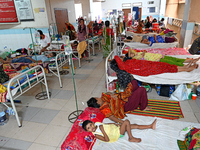 Patients suffering from dengue fever are being treated inside the Mugdha General Hospital's admission section in Dhaka, Bangladesh on Septem...