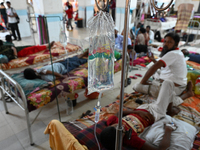 Patients suffering from dengue fever are being treated inside the Mugdha General Hospital's admission section in Dhaka, Bangladesh on Septem...