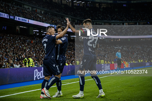 
Ander Barrenetxea of Real Sociedad celebrate a goal during the LaLiga EA Sports match between Real Madrid  and Real Sociedad at the Estadio...