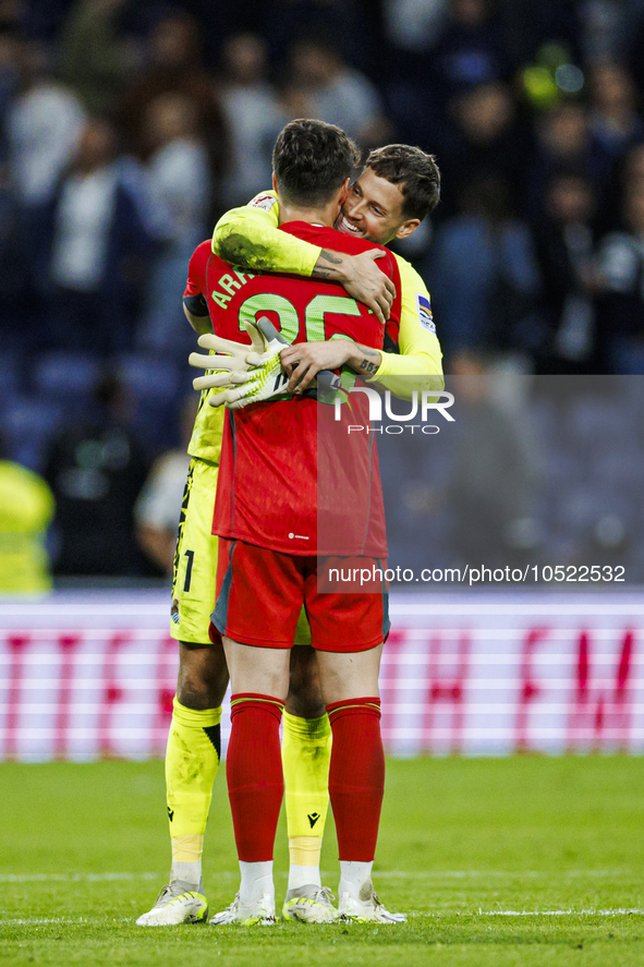 
Alex Remiro of Real Sociedad and Kepa Arrizabalaga of Real Madrid during the LaLiga EA Sports match between Real Madrid  and Real Sociedad...