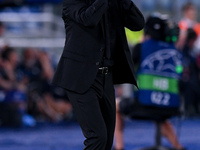 Diego Simeone head coach of Atletico de Madrid yells during the UEFA Champions League Group E match between SS Lazio v Atletico de Madrid at...