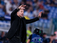 Diego Simeone head coach of Atletico de Madrid gestures during the UEFA Champions League Group E match between SS Lazio v Atletico de Madrid...