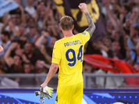 Ivan Provedel of SS Lazio celebrates at the end of the the UEFA Champions League Group E match between SS Lazio v Atletico de Madrid at Stad...