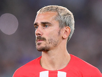 Antoine Griezmann of Atletico de Madrid looks on during the UEFA Champions League Group E match between SS Lazio v Atletico de Madrid at Sta...