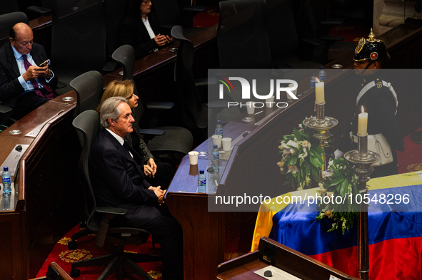 Fernando Botero Zae, son of the late Colombian artist Fernando Botero is seen as his father lies inside the National Congress during his wak...