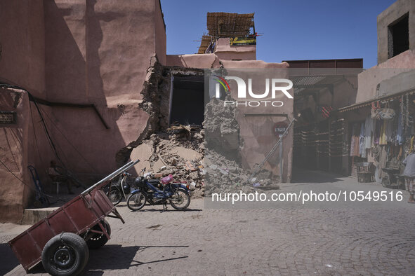 Marrakech, Morocco, 2023/09/11. Just a few days after the terrible earthquake in Morocco, the city of Marrakech is slowly getting back to li...