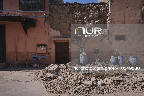 Marrakech, Morocco, 2023/09/11. Just a few days after the terrible earthquake in Morocco, the city of Marrakech is slowly getting back to li...