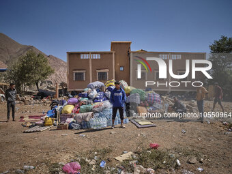 In Talat N'Yaaqoub, Morocco, on September 13, 2023, a large-scale mobilization is being organized to help the victims of the earthquake. (