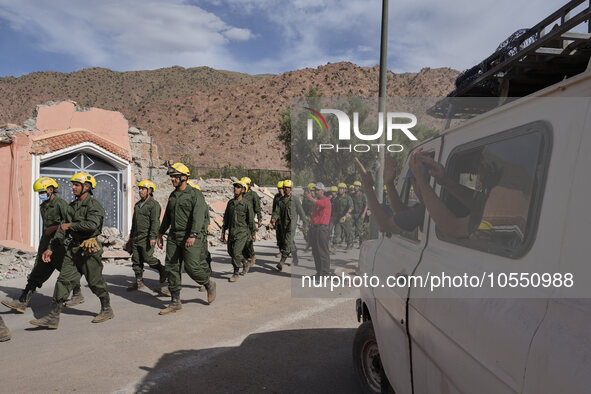 In Talat N'Yaaqoub, Morocco, on September 14, 2023, a Moroccan rescue operation team is preparing to intervene in a hamlet near the area. 