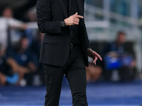 Diego Simeone head coach of Atletico de Madrid yells during the UEFA Champions League Group E match between SS Lazio v Atletico de Madrid at...