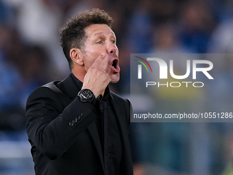 Diego Simeone head coach of Atletico de Madrid yells during the UEFA Champions League Group E match between SS Lazio v Atletico de Madrid at...