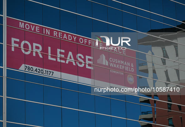 EDMONTON, CANADA - SEPTEMBER 29, 2023:
One of many offices with a sign 'For Lease' seen on September 29, 2023, in Edmonton, Alberta, Canada....