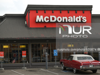 EDMONTON, CANADA - SEPTEMBER 29, 2023:
Empty parking spots outside a downtown Edmonton McDonald's as restaurants grapple with increasing emp...