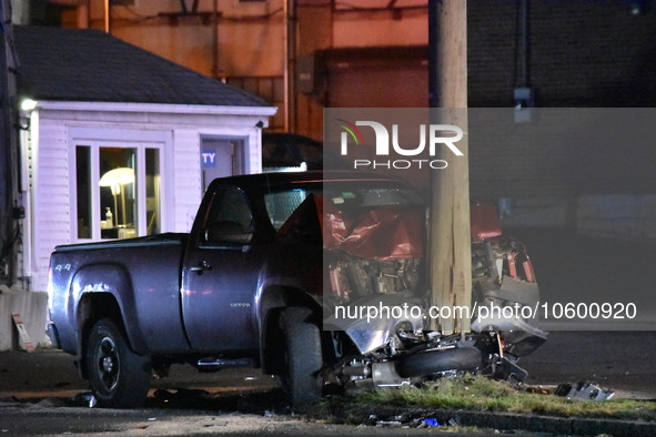 Fair Lawn Police and the Bergen County Prosecutor's Office work the scene of an accident investigation in Fair Lawn, New Jersey, United Stat...