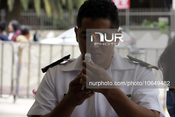 October 16, 2023, Mexico City, Mexico: Health personnel from the Mexican Institute of Social Security and the Armed Forces prepare the vacci...