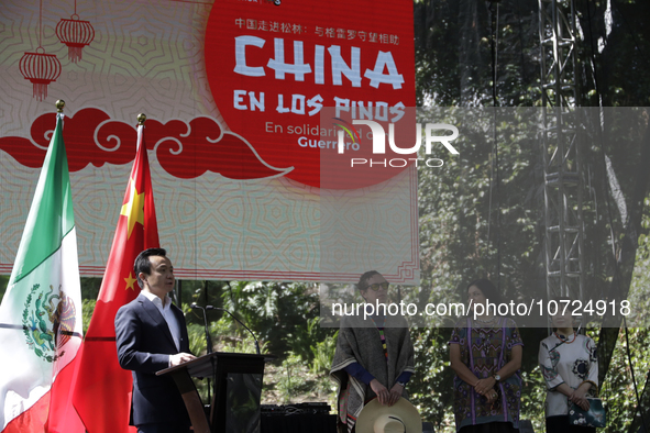 October 28, 2023, Mexico City, Mexico: The Chinese ambassador to Mexico, Zhang Run, donates food for those affected by Hurricane Otis in Aca...