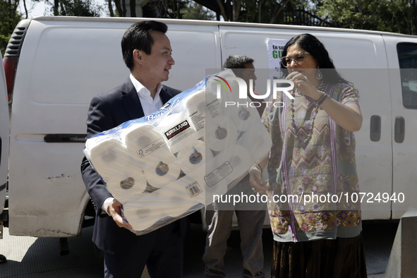 October 28, 2023, Mexico City, Mexico: The Chinese ambassador to Mexico, Zhang Run, donates food for those affected by Hurricane Otis in Aca...