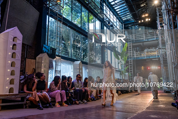 A model wears a creation from the Helo Rocha collection during Sao Paulo Fashion Week, on November 8, 2023. 