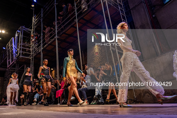 A model wears a creation from the Helo Rocha collection during Sao Paulo Fashion Week, on November 8, 2023. 